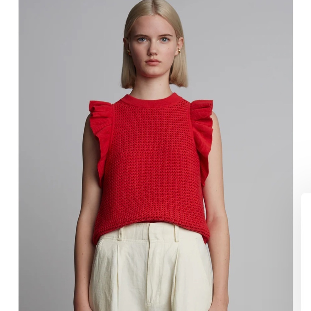 NEW ELEVEN SIX viola sleeveless knit top in red or Rosso size large- never worn